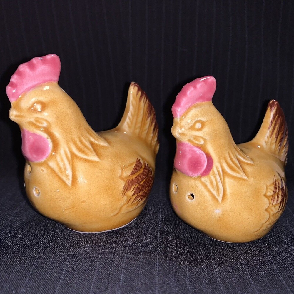 Vintage Rooster Chicken Hen Salt & Pepper Shakers Farmhouse